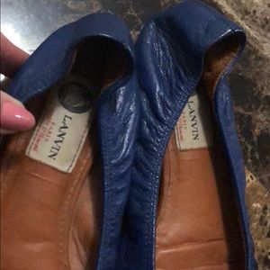 Lanvin classic ballerina flat in blue!